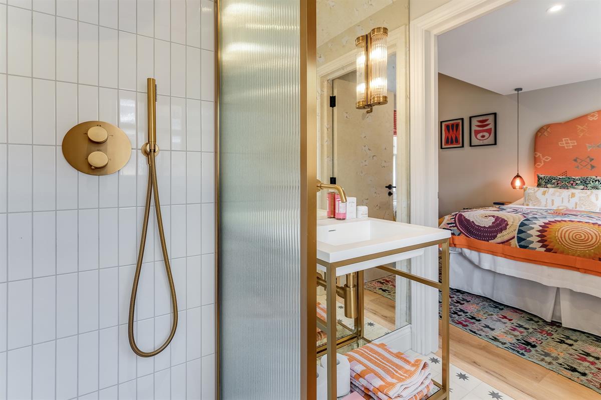 Ledbury Road, W11 Landstones