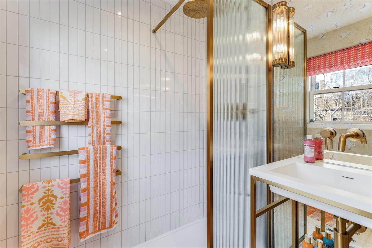 Ledbury Road, W11 Landstones