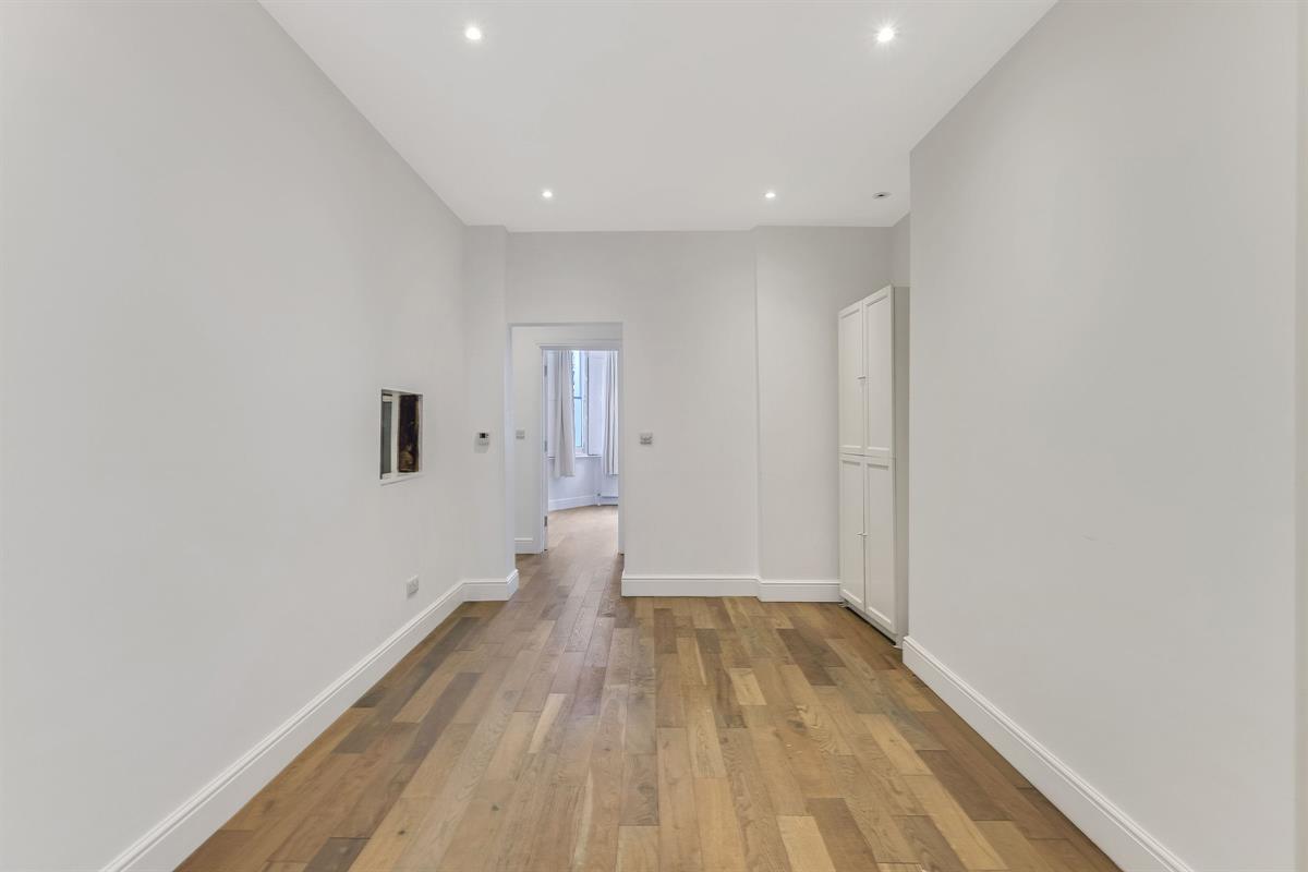 Fawcett Street, SW10 Landstones